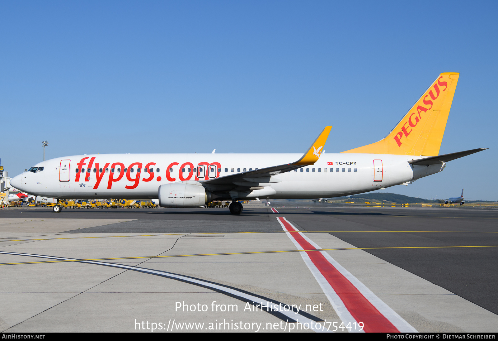 Aircraft Photo of TC-CPY | Boeing 737-8H6 | Pegasus Airlines | AirHistory.net #754419