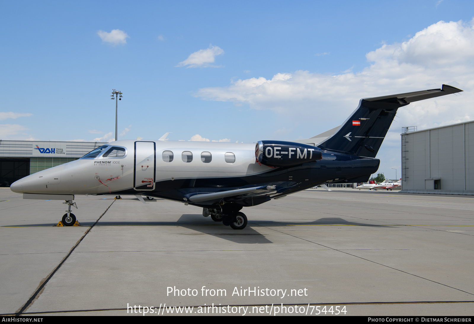 Aircraft Photo of OE-FMT | Embraer EMB-500 Phenom 100E | AirHistory.net #754454