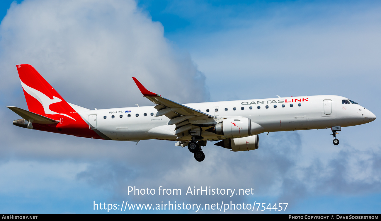 Aircraft Photo of VH-UYO | Embraer 190AR (ERJ-190-100IGW) | QantasLink | AirHistory.net #754457