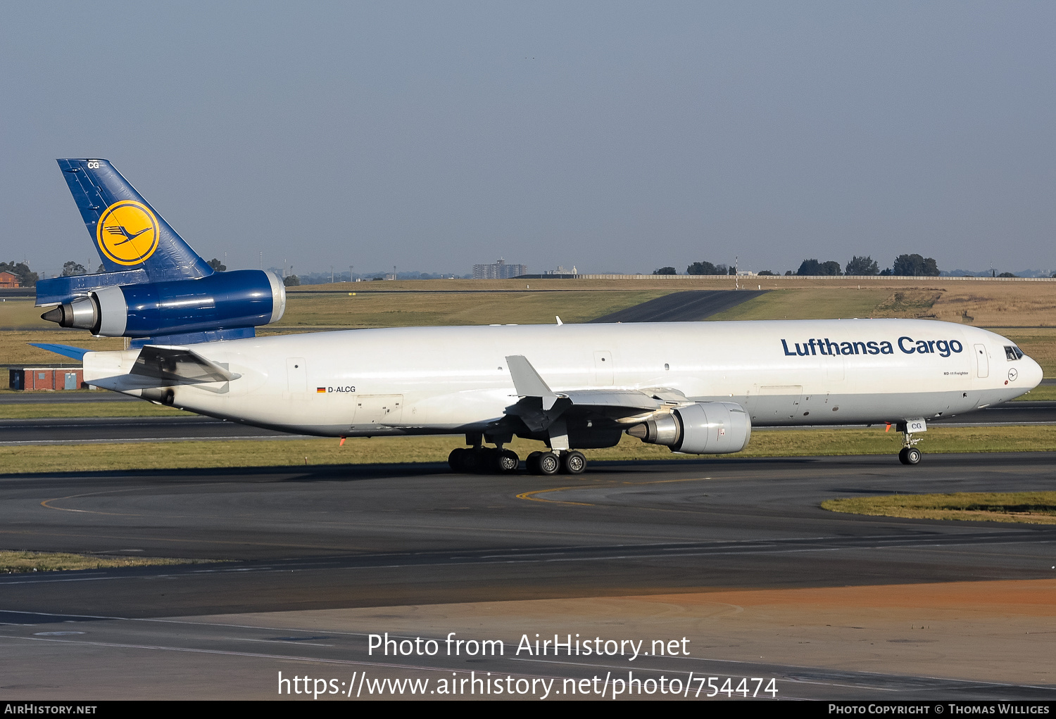 Aircraft Photo of D-ALCG | McDonnell Douglas MD-11F | Lufthansa Cargo | AirHistory.net #754474