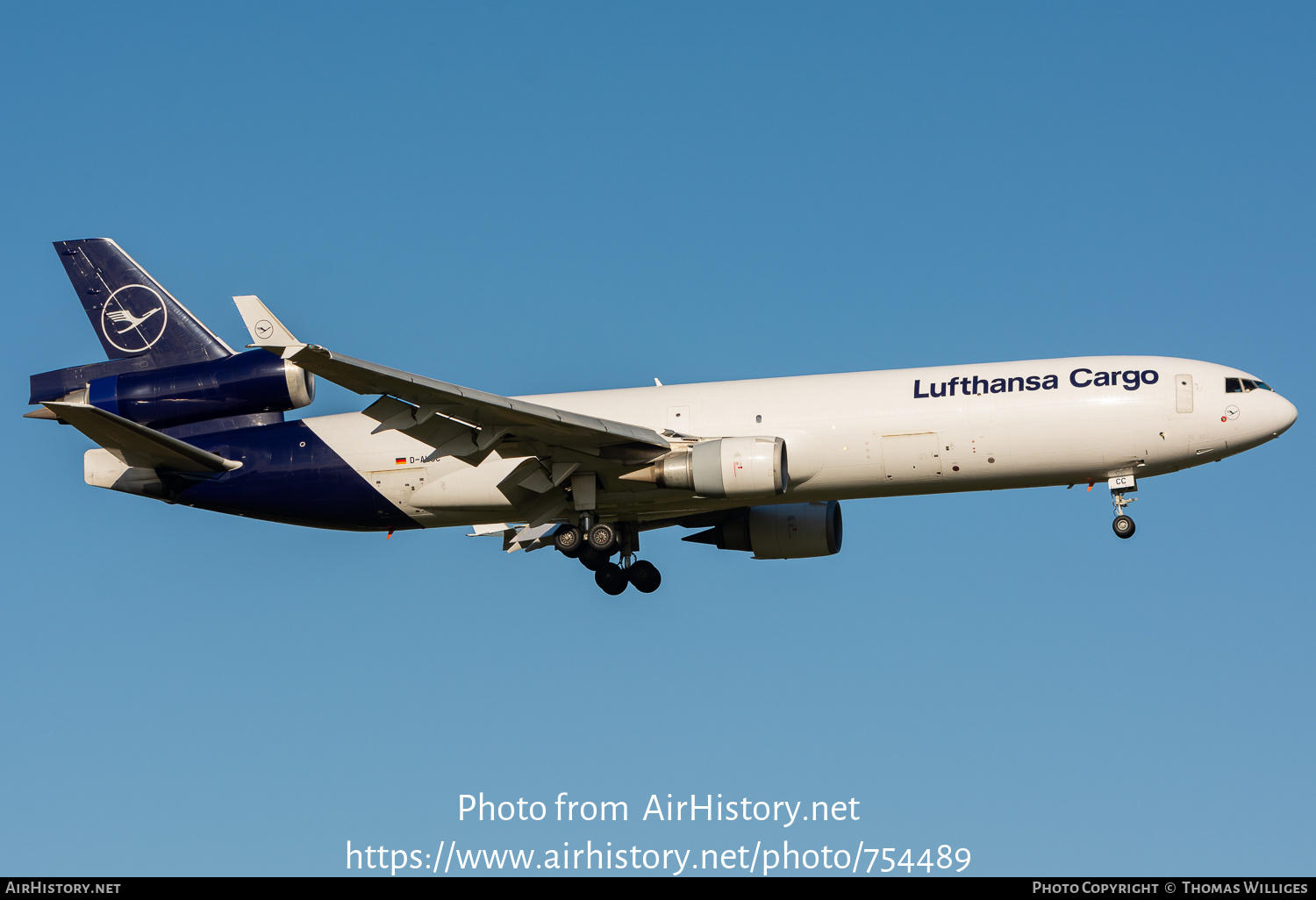 Aircraft Photo of D-ALCC | McDonnell Douglas MD-11F | Lufthansa Cargo | AirHistory.net #754489