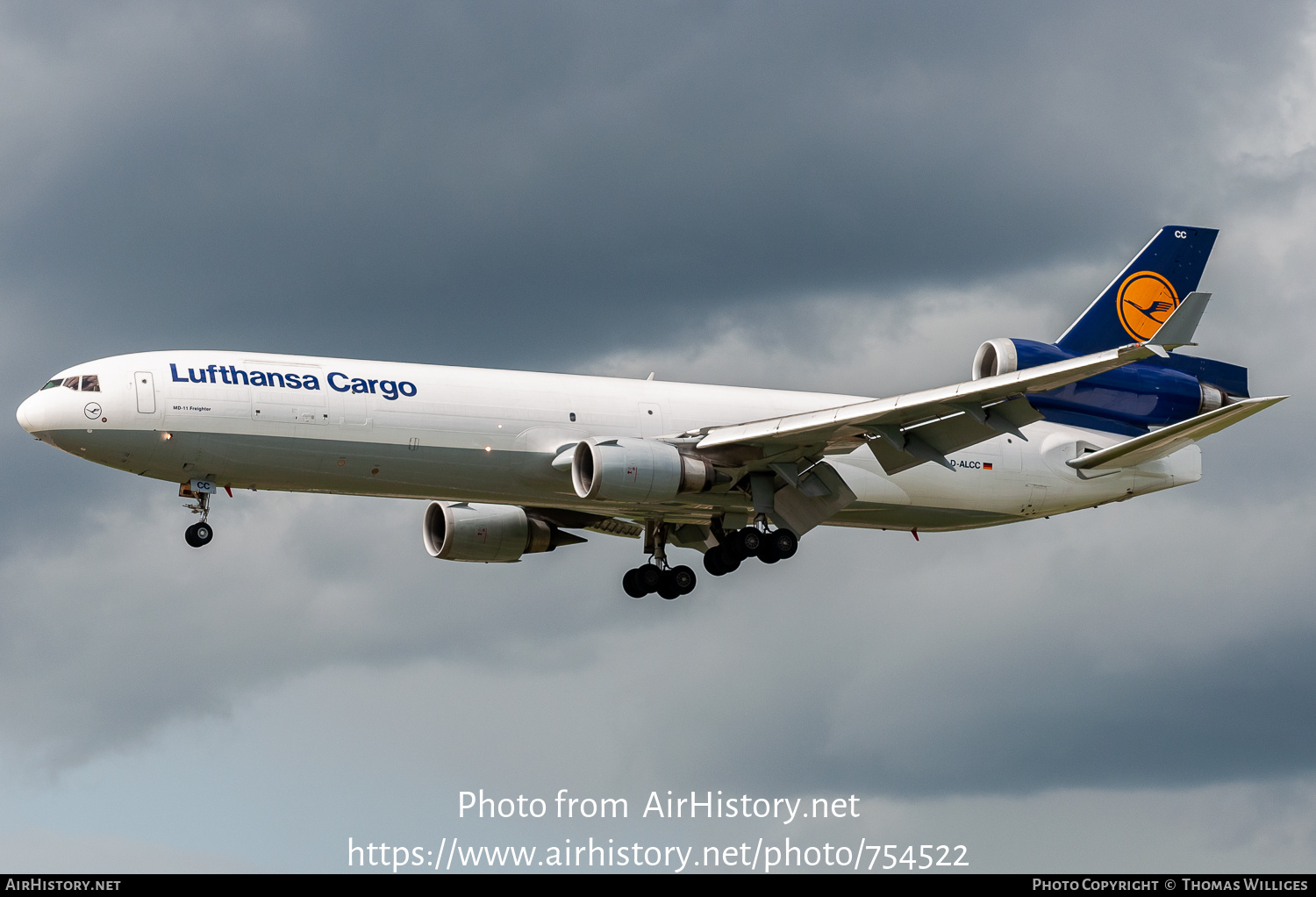 Aircraft Photo of D-ALCC | McDonnell Douglas MD-11F | Lufthansa Cargo | AirHistory.net #754522