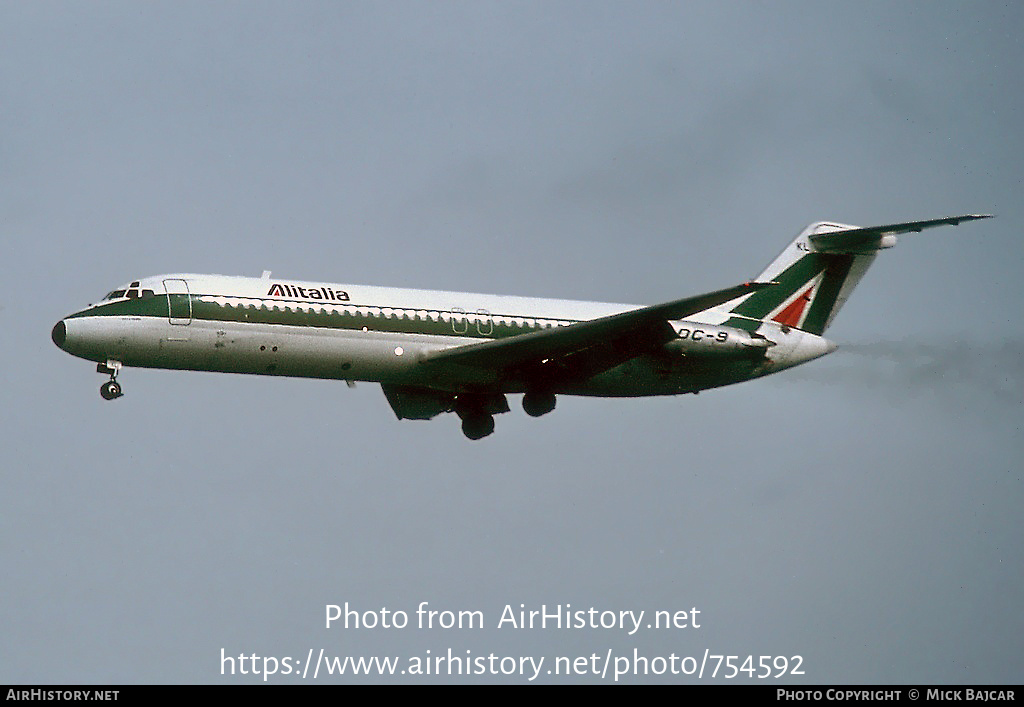 Aircraft Photo of I-DIKL | McDonnell Douglas DC-9-32 | Alitalia | AirHistory.net #754592