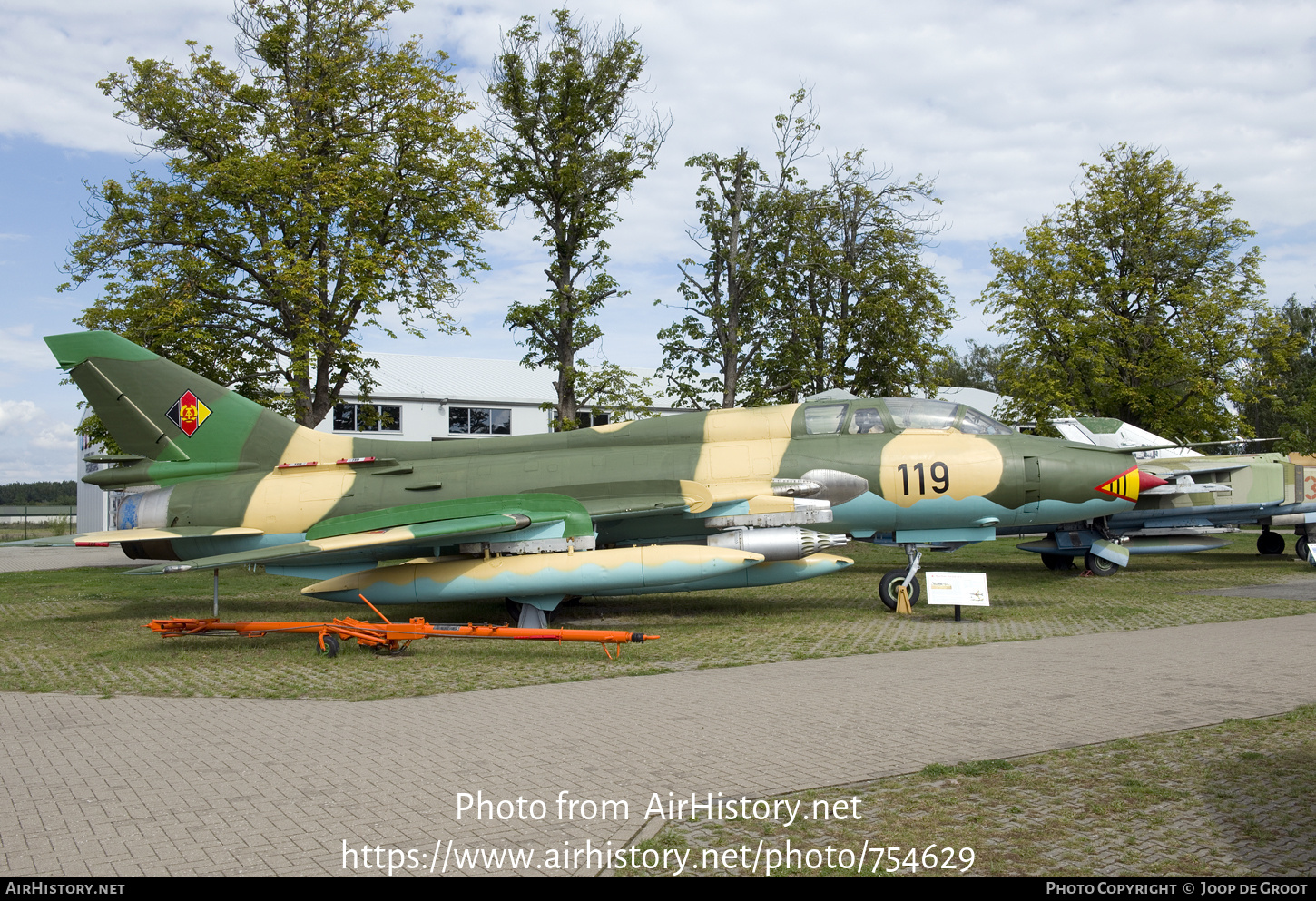 Aircraft Photo of 119 | Sukhoi Su-22UM3K | East Germany - Air Force | AirHistory.net #754629