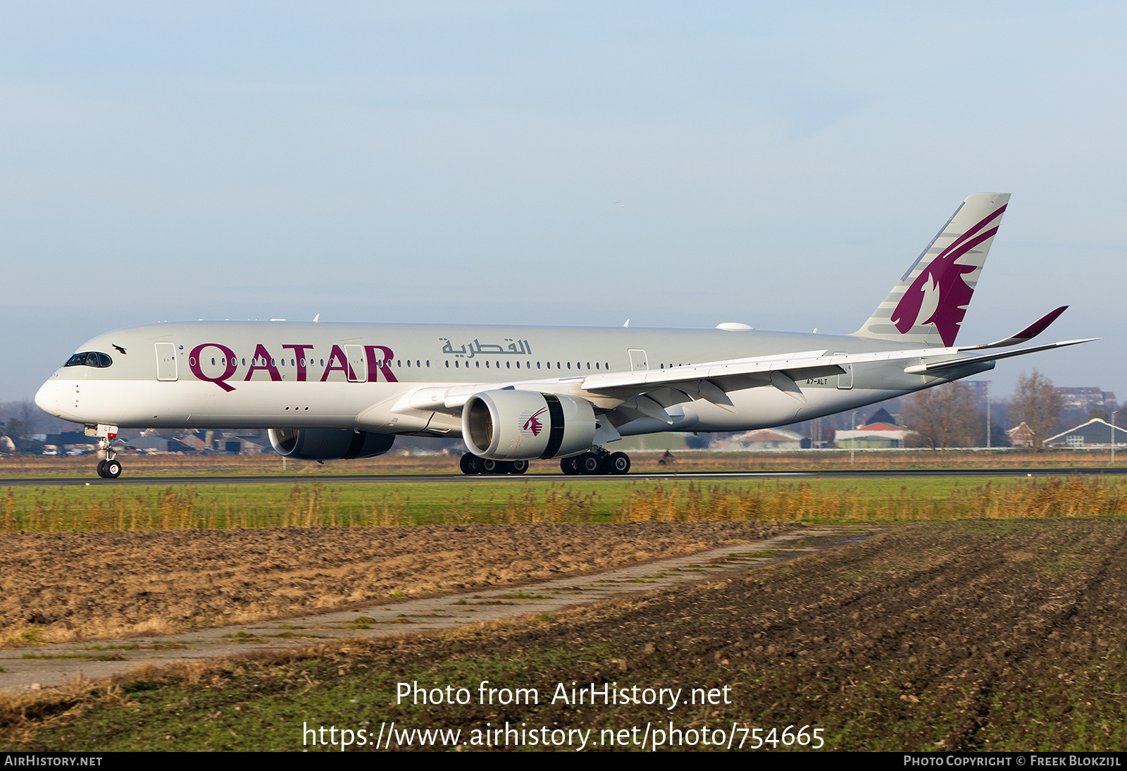 Aircraft Photo of A7-ALT | Airbus A350-941 | Qatar Airways | AirHistory.net #754665