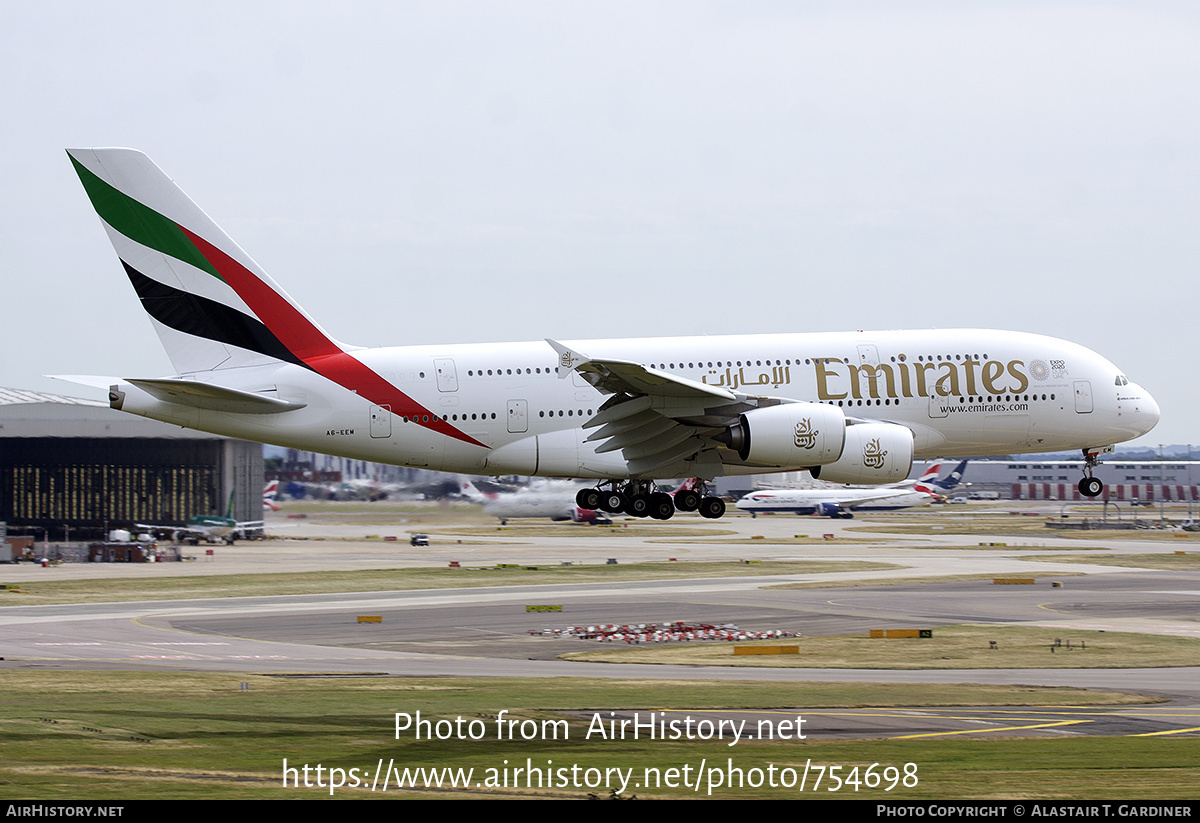 Aircraft Photo of A6-EEW | Airbus A380-861 | Emirates | AirHistory.net #754698