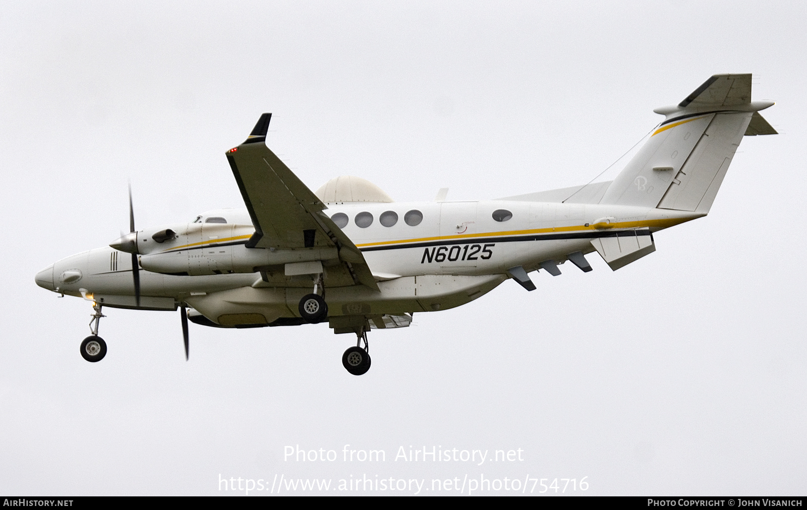 Aircraft Photo of N60125 | Hawker Beechcraft 350 King Air (B300) | AirHistory.net #754716