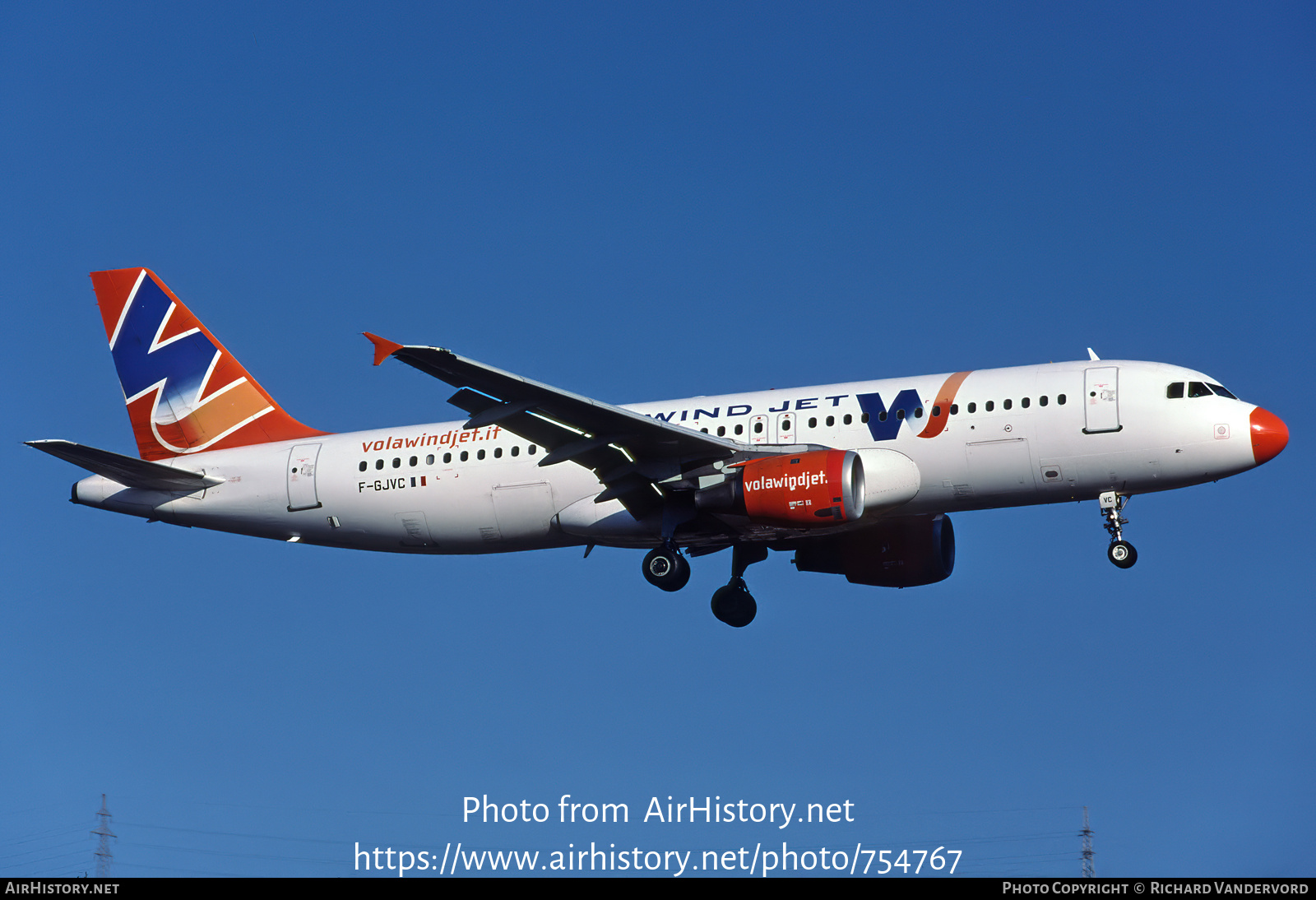 Aircraft Photo of F-GJVC | Airbus A320-211 | Wind Jet | AirHistory.net #754767