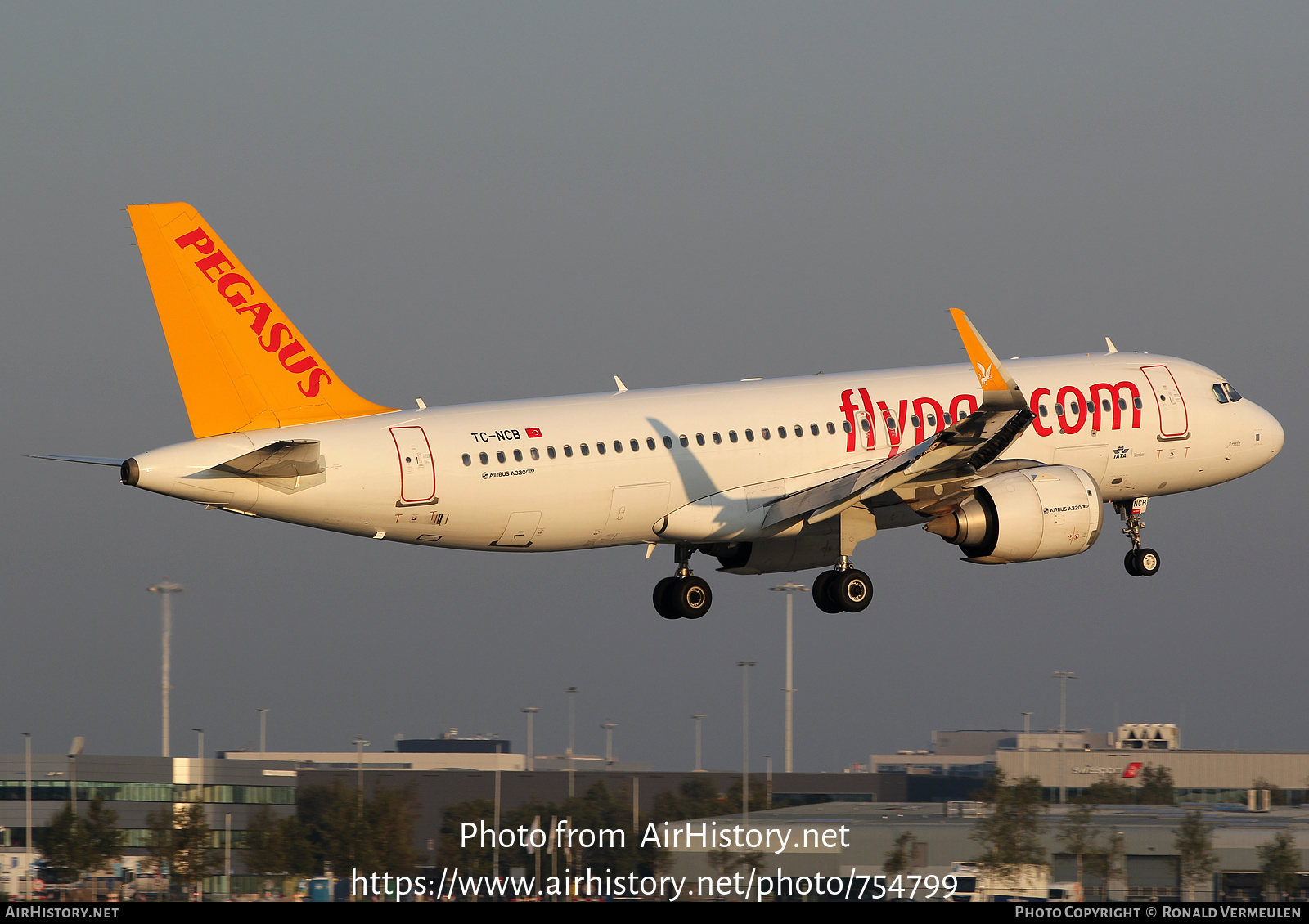 Aircraft Photo of TC-NCB | Airbus A320-251N | Pegasus Airlines | AirHistory.net #754799