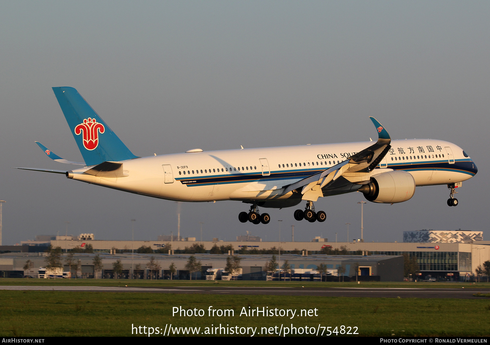 Aircraft Photo of B-30F9 | Airbus A350-941 | China Southern Airlines | AirHistory.net #754822