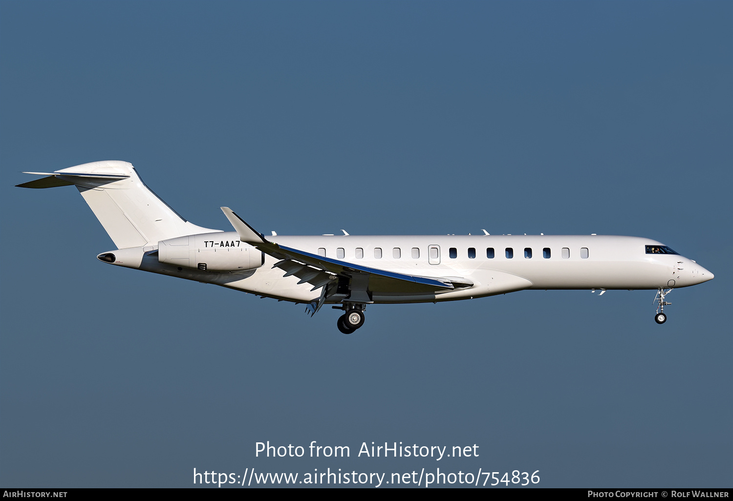 Aircraft Photo of T7-AAA7 | Bombardier Global 7500 (BD-700-2A12) | AirHistory.net #754836