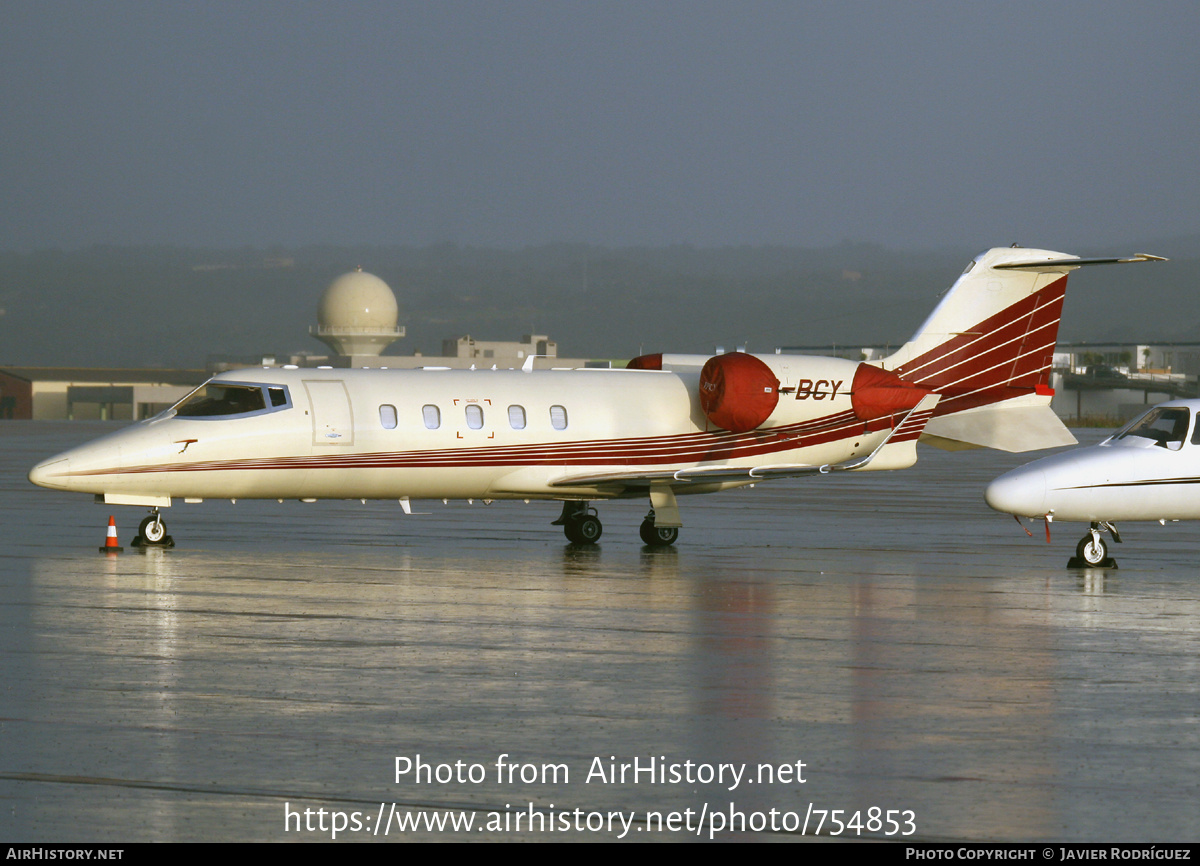 Aircraft Photo of VP-BCY | Learjet 60 | AirHistory.net #754853