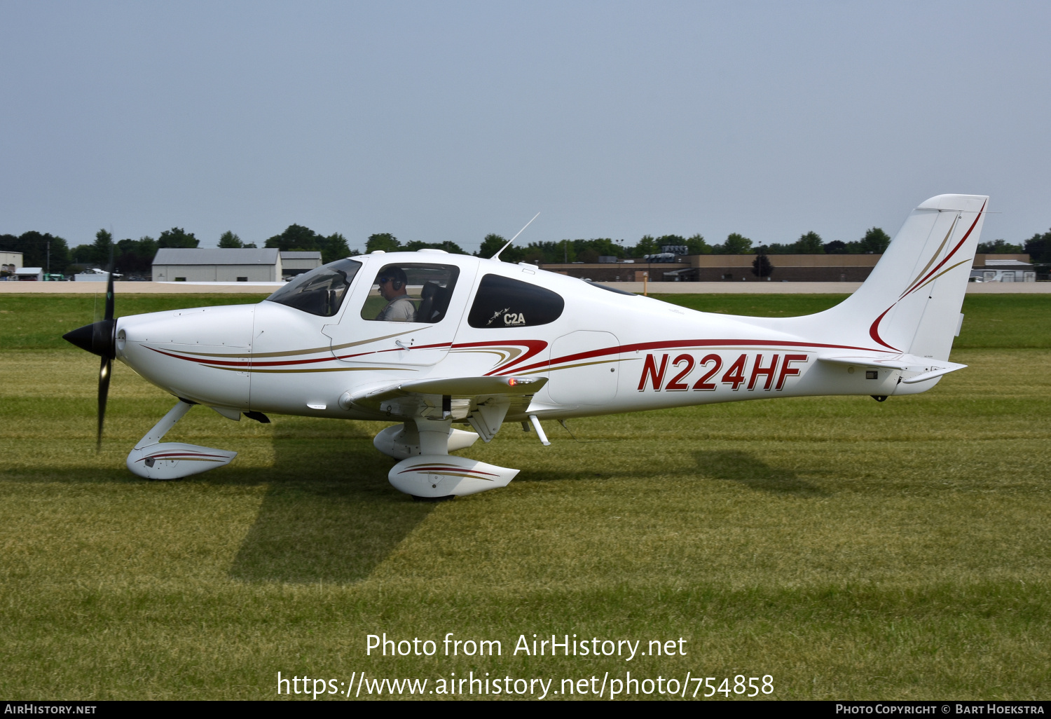 Aircraft Photo of N224HF | Cirrus SR-22 G1 | AirHistory.net #754858