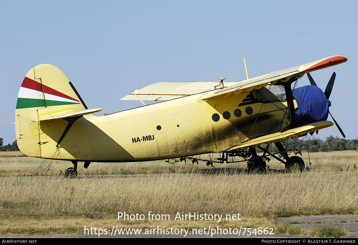 Aircraft Photo of HA-MBJ | Antonov An-2R | AirHistory.net #754862