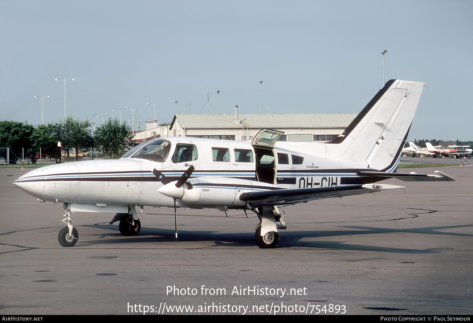 Aircraft Photo of OH-CIH | Cessna 402C Businessliner | AirHistory.net #754893