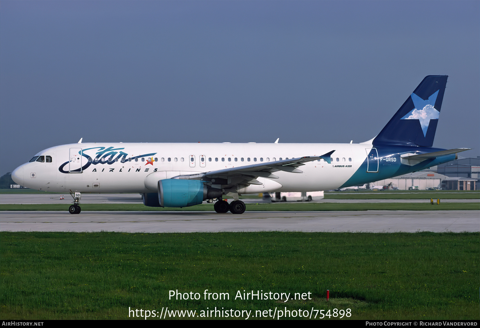 Aircraft Photo of F-GRSD | Airbus A320-214 | Star Airlines | AirHistory.net #754898