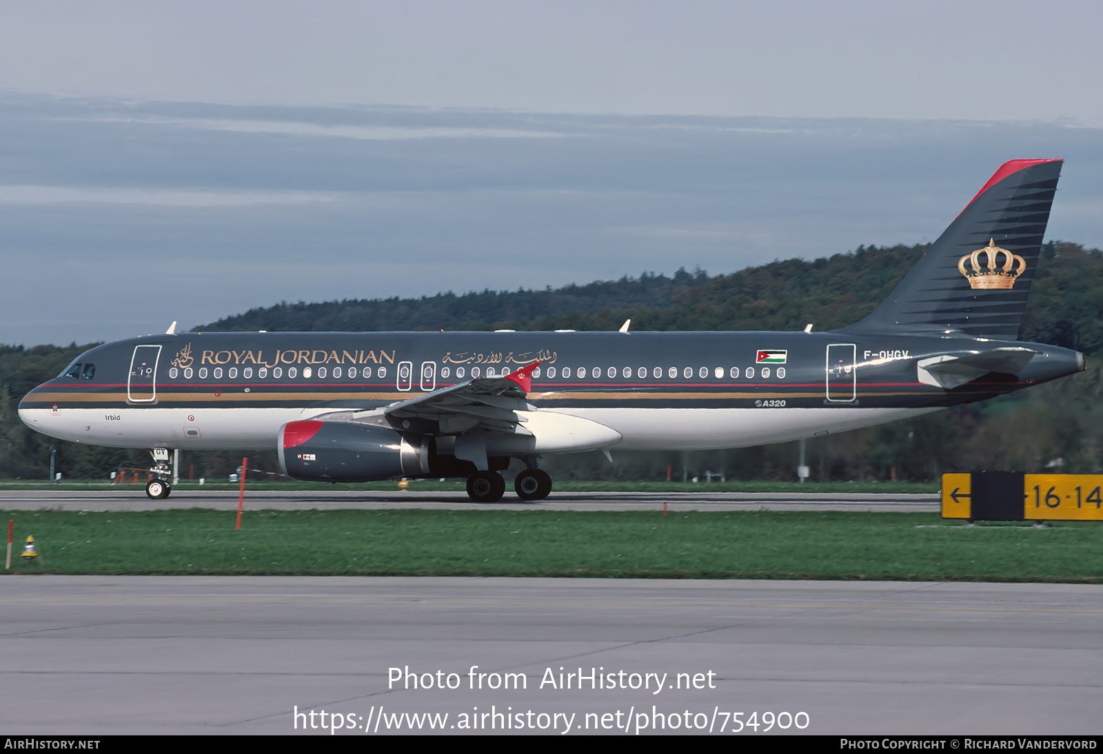 Aircraft Photo of F-OHGV | Airbus A320-232 | Royal Jordanian Airlines | AirHistory.net #754900