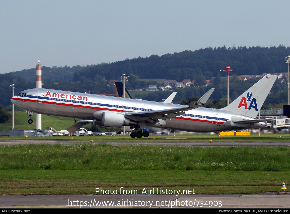 Aircraft Photo of N39365 | Boeing 767-323/ER | American Airlines | AirHistory.net #754903