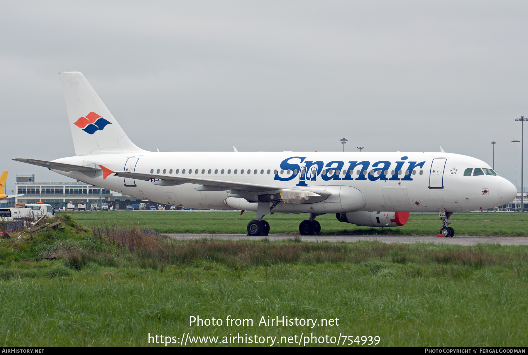 Aircraft Photo of EI-EUA | Airbus A320-232 | Spanair | AirHistory.net #754939