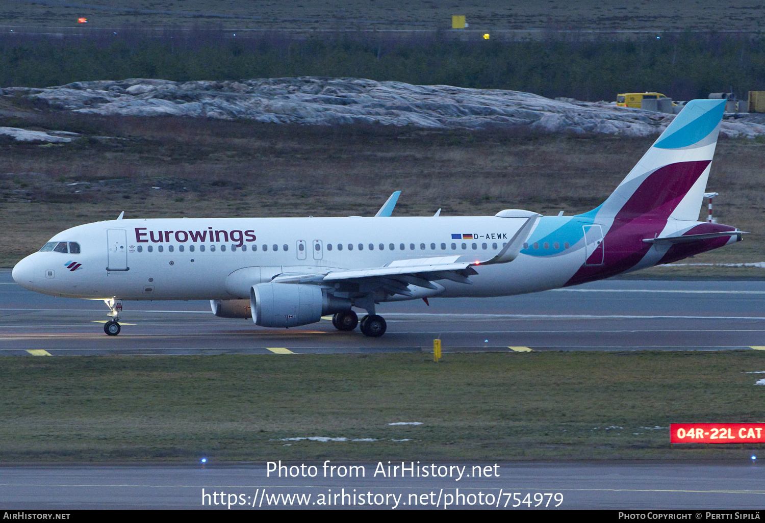 Aircraft Photo of D-AEWK | Airbus A320-214 | Eurowings | AirHistory.net #754979