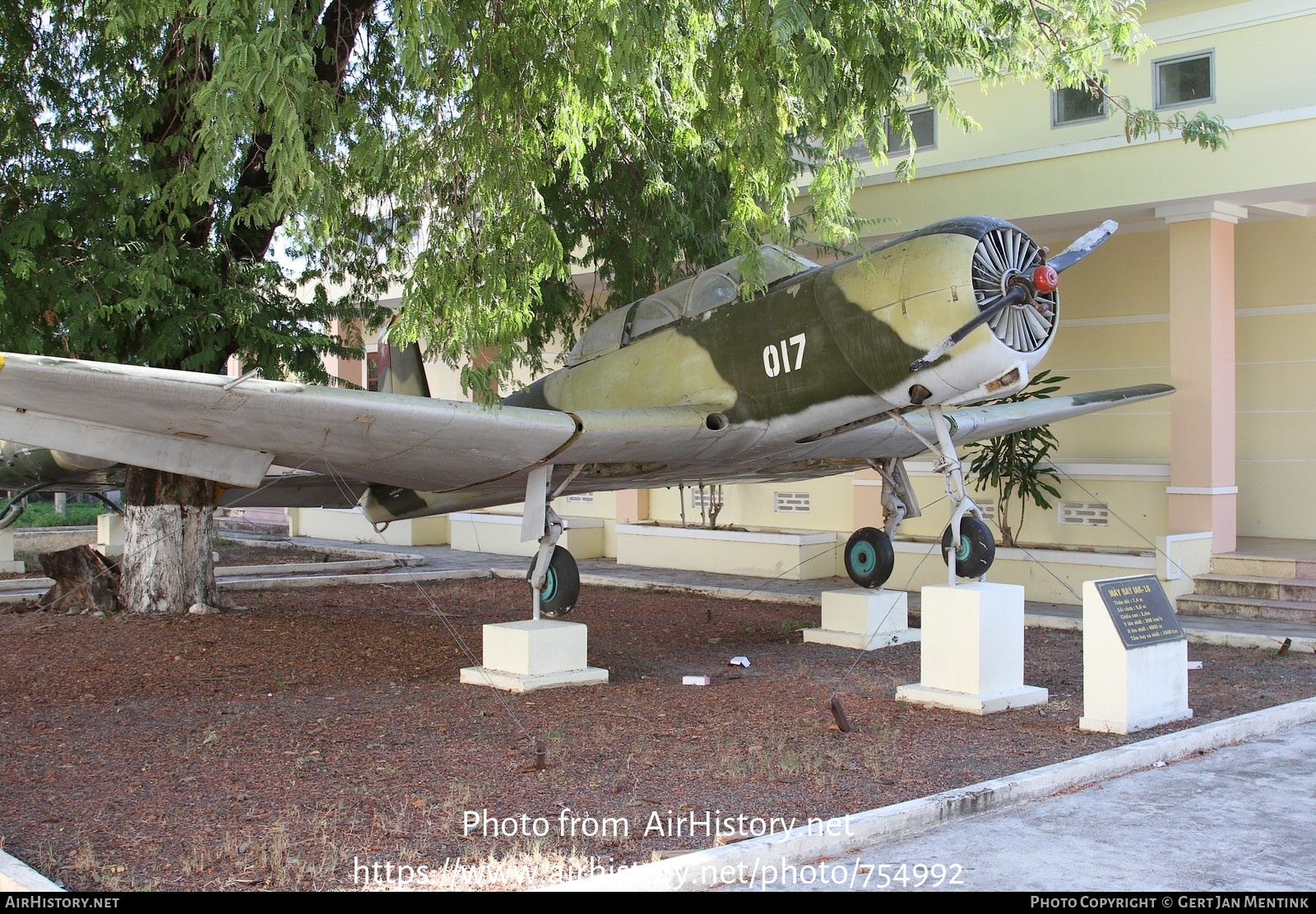 Aircraft Photo of 017 | Yakovlev Yak-18 | Vietnam - Air Force | AirHistory.net #754992