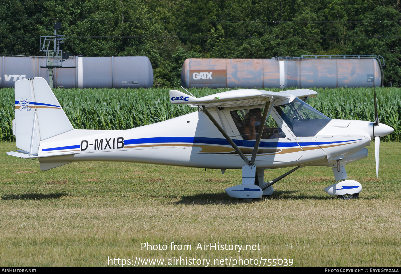 Aircraft Photo of D-MXIB | Comco Ikarus C42C | AirHistory.net #755039