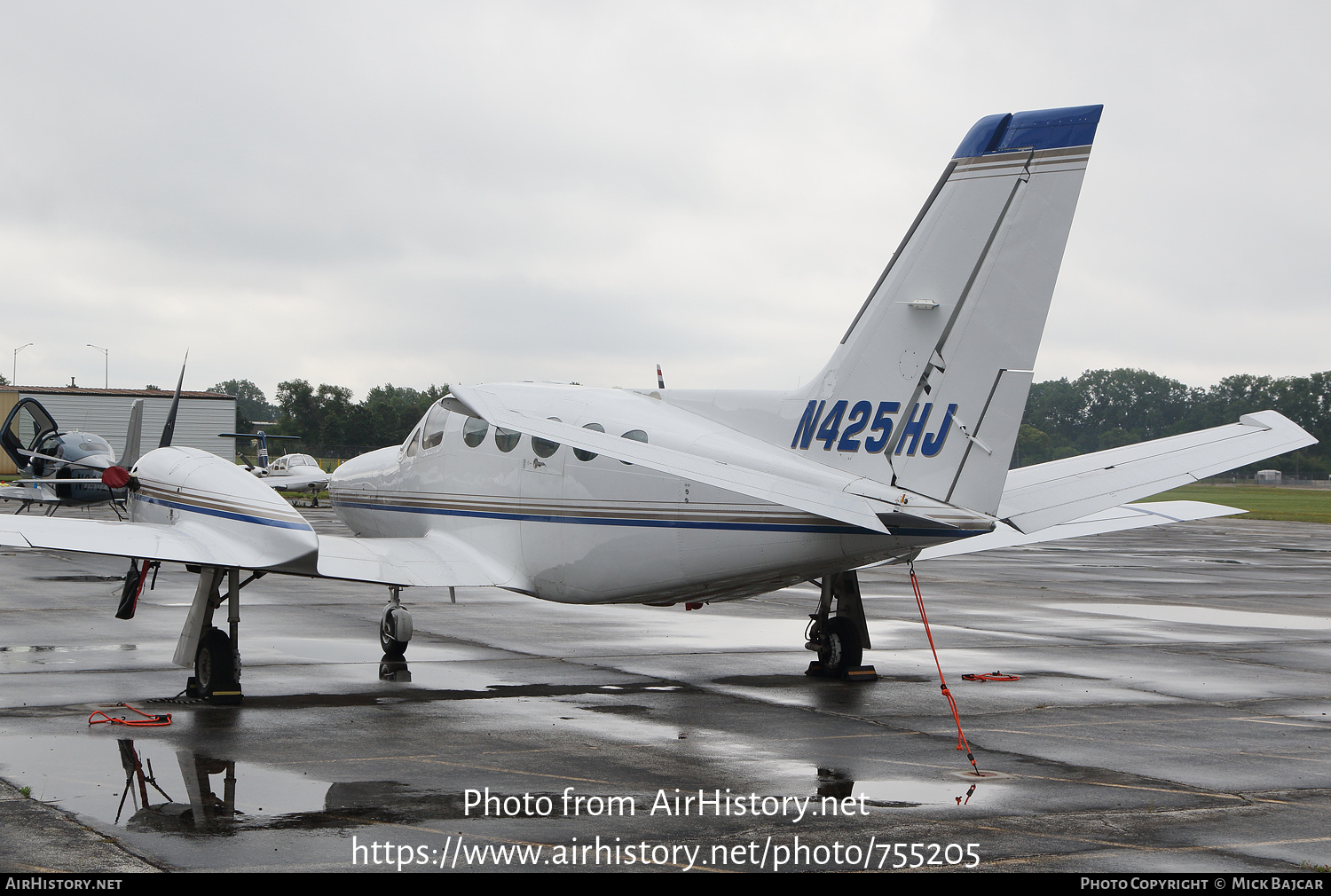 Aircraft Photo of N425HJ | Cessna 425 Conquest I | AirHistory.net #755205