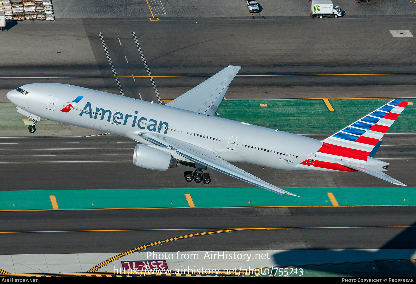 Aircraft Photo of N750AN | Boeing 777-200 | American Airlines | AirHistory.net #755213