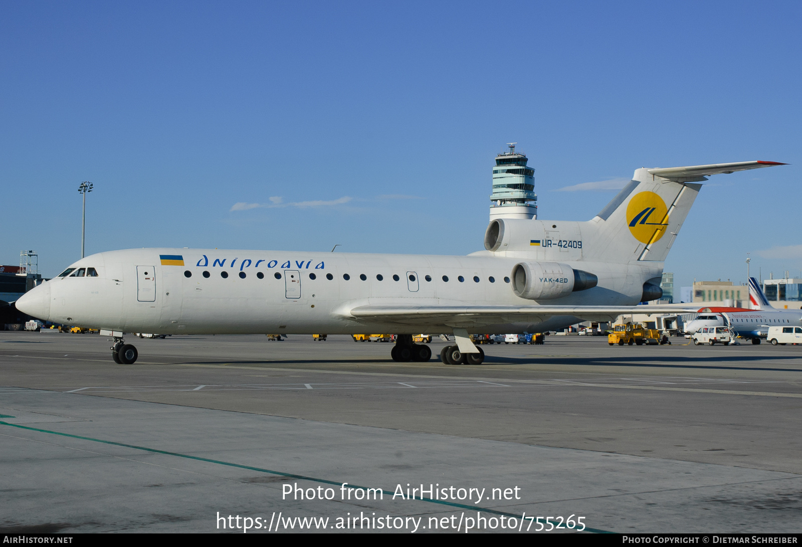 Aircraft Photo of UR-42409 | Yakovlev Yak-42D | Dniproavia | AirHistory.net #755265