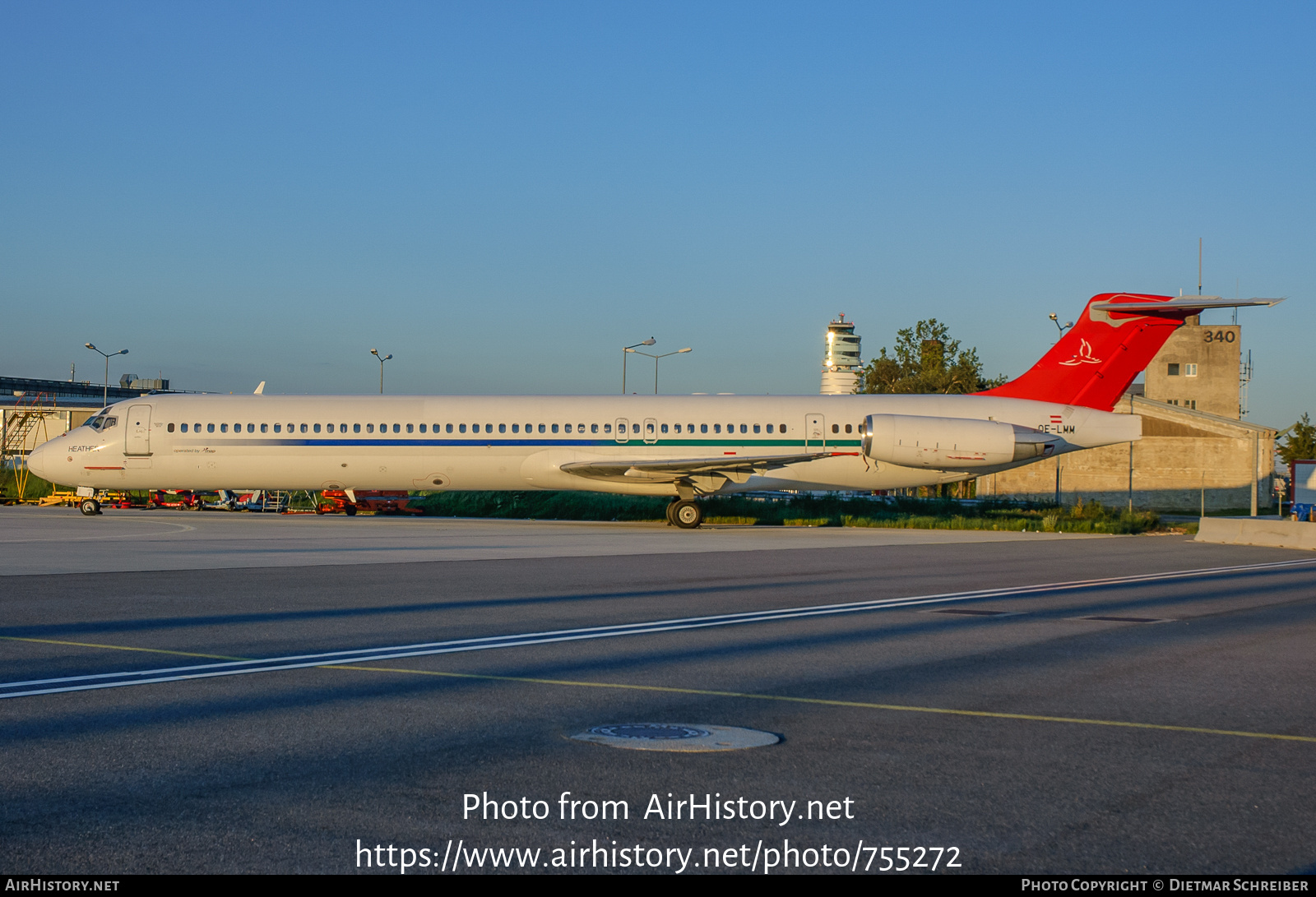 Aircraft Photo of OE-LMM | McDonnell Douglas MD-83 (DC-9-83) | MAP Executive Flight Service | AirHistory.net #755272