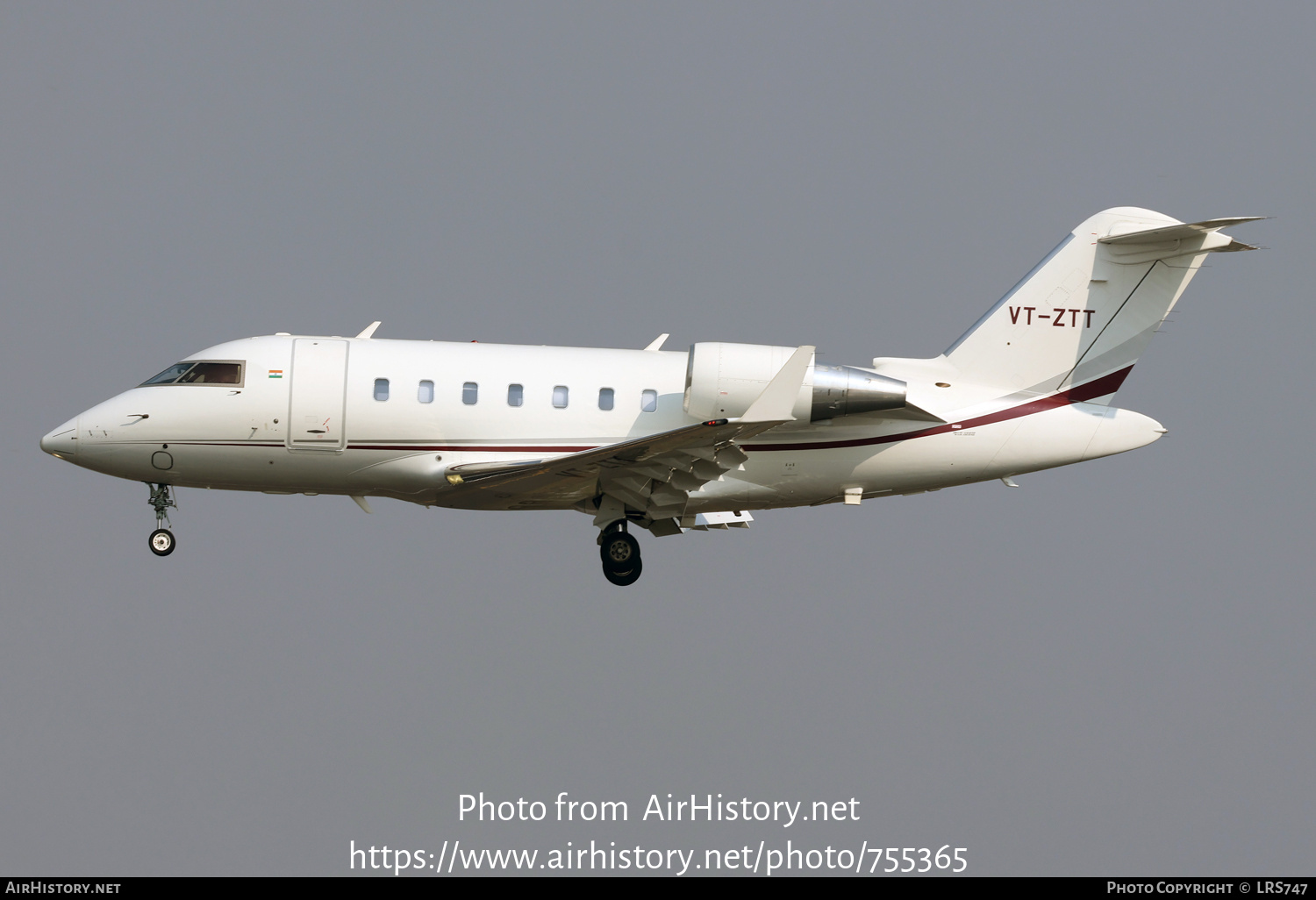 Aircraft Photo of VT-ZTT | Bombardier Challenger 650 (CL-600-2B16) | AirHistory.net #755365