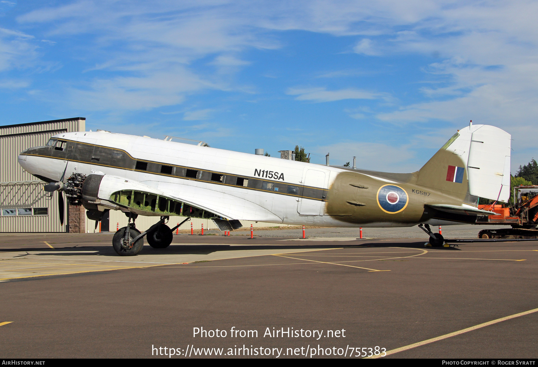 Aircraft Photo of N115SA / KG587 | Douglas C-47A Skytrain | UK - Air Force | AirHistory.net #755383