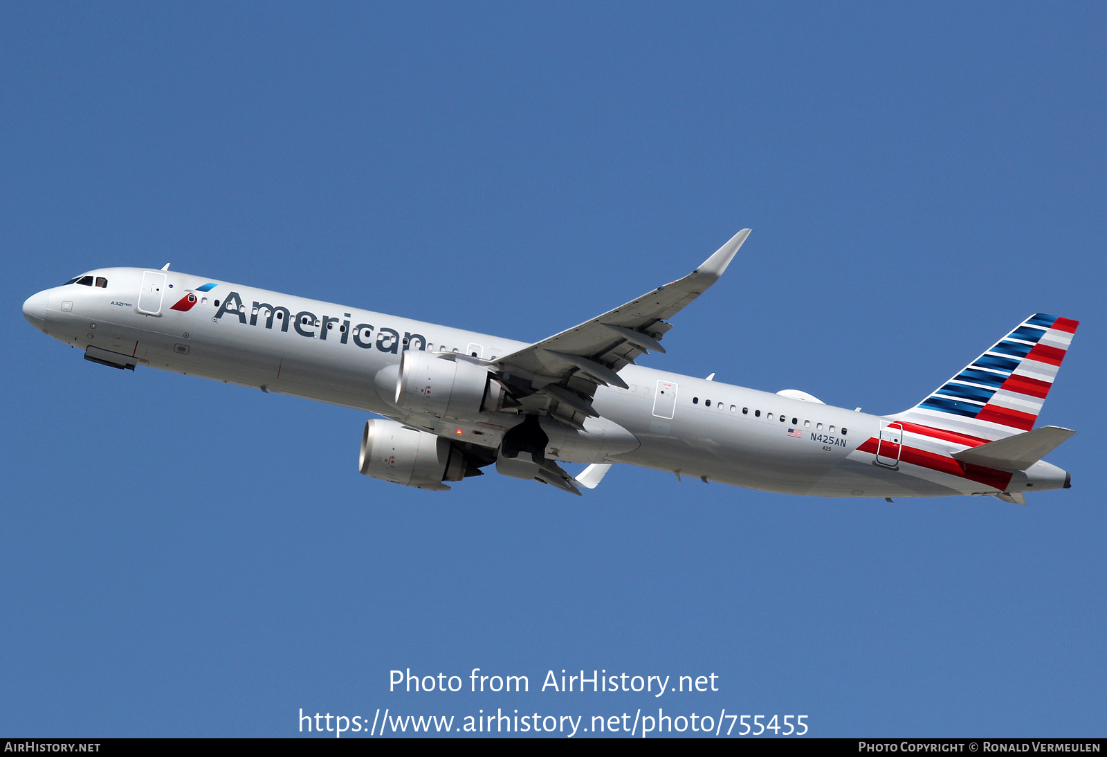 Aircraft Photo of N425AN | Airbus A321-253NX | American Airlines | AirHistory.net #755455