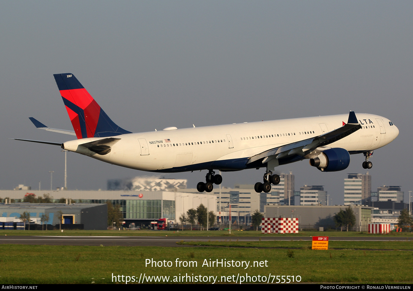 Aircraft Photo of N807NW | Airbus A330-323 | Delta Air Lines | AirHistory.net #755510