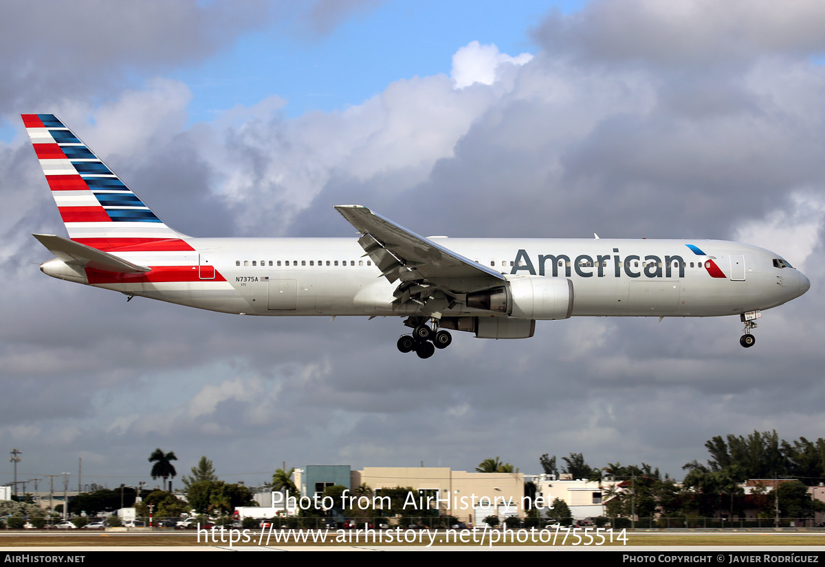 Aircraft Photo of N7375A | Boeing 767-323/ER | American Airlines | AirHistory.net #755514