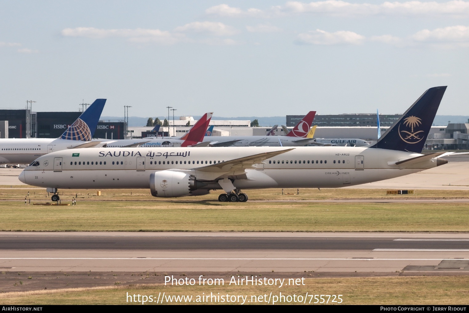 Aircraft Photo of HZ-AR22 | Boeing 787-9 Dreamliner | Saudia - Saudi Arabian Airlines | AirHistory.net #755725