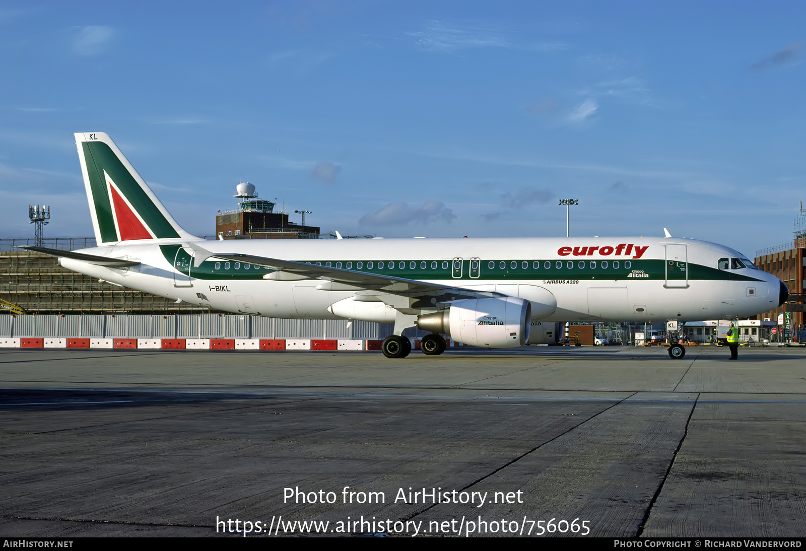 Aircraft Photo of I-BIKL | Airbus A320-214 | Eurofly | AirHistory.net #756065