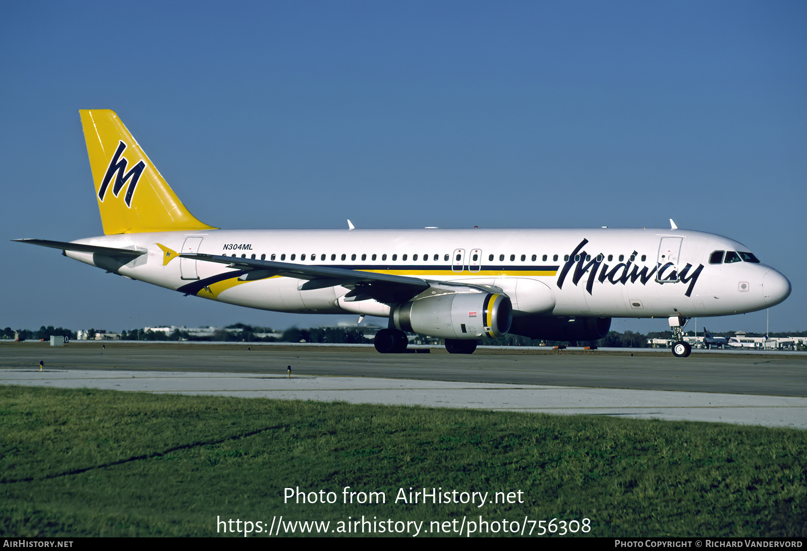 Aircraft Photo of N304ML | Airbus A320-231 | Midway Airlines | AirHistory.net #756308