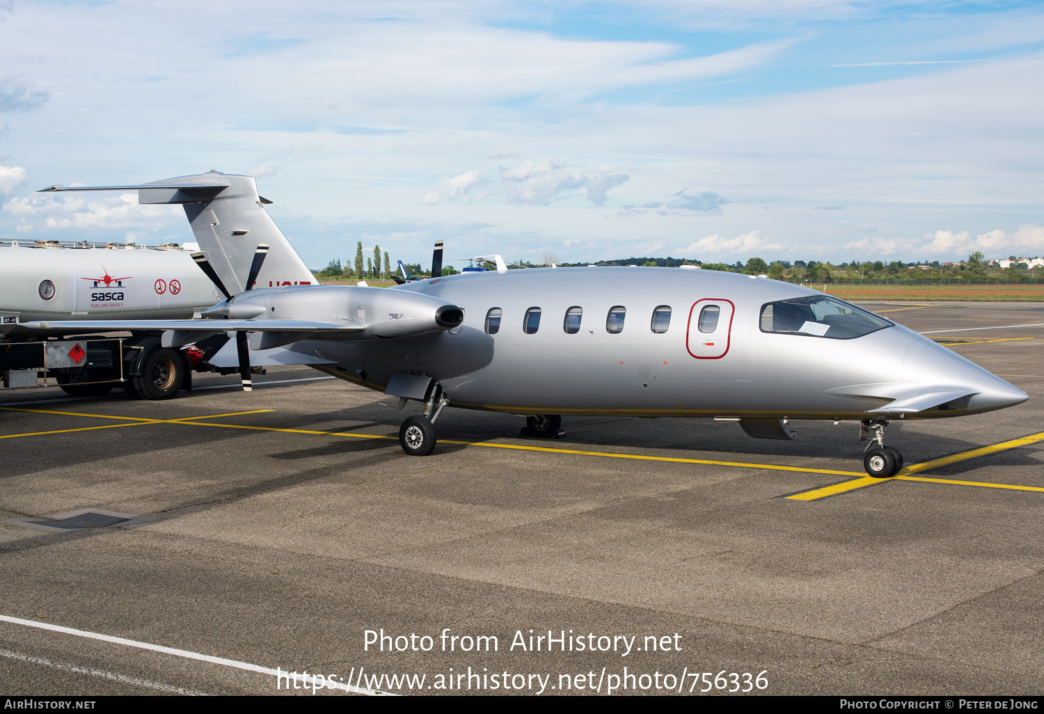 Aircraft Photo of F-HOIE | Piaggio P-180 Avanti II | AirHistory.net #756336