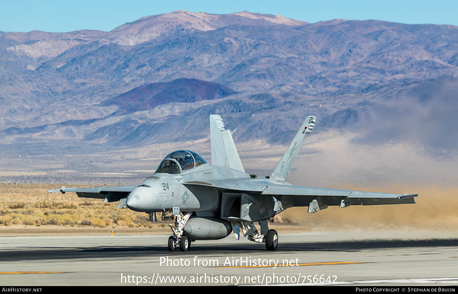 Aircraft Photo of 165669 | Boeing F/A-18F Super Hornet | USA - Navy | AirHistory.net #756642