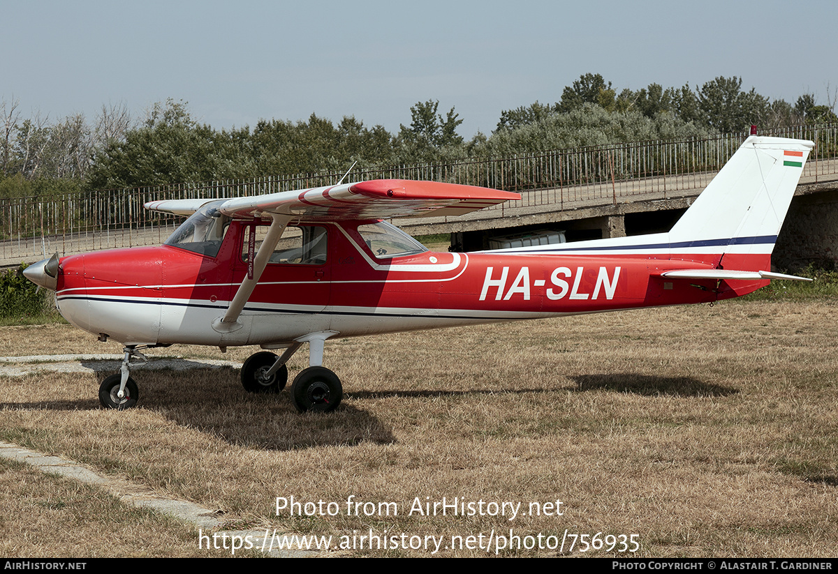 Aircraft Photo of HA-SLN | Reims F150L | Noir Aviation | AirHistory.net #756935