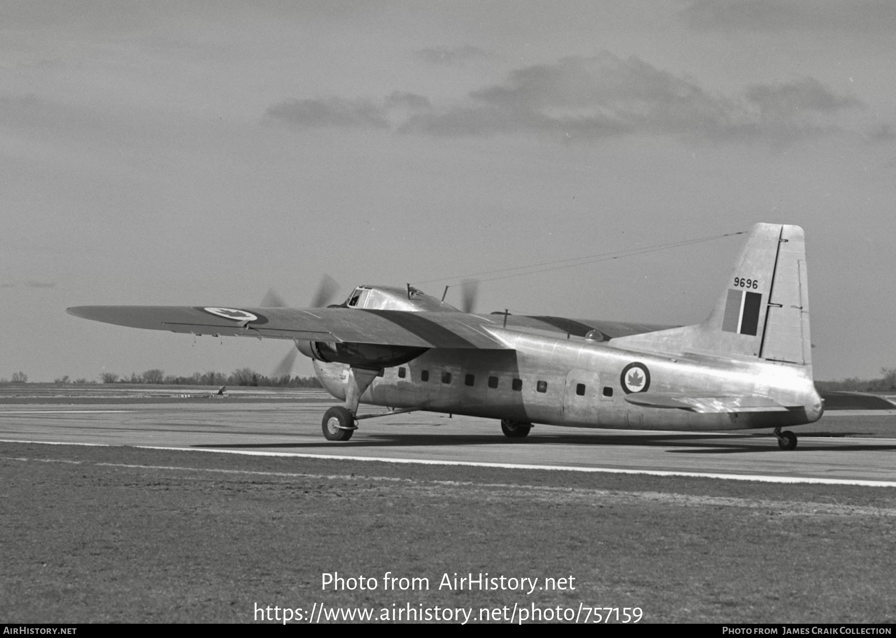 Aircraft Photo of 9696 | Bristol 170 Freighter Mk31M | Canada - Air Force | AirHistory.net #757159