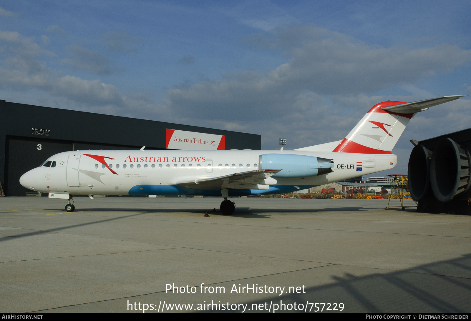 Aircraft Photo of OE-LFI | Fokker 70 (F28-0070) | Austrian Arrows | AirHistory.net #757229