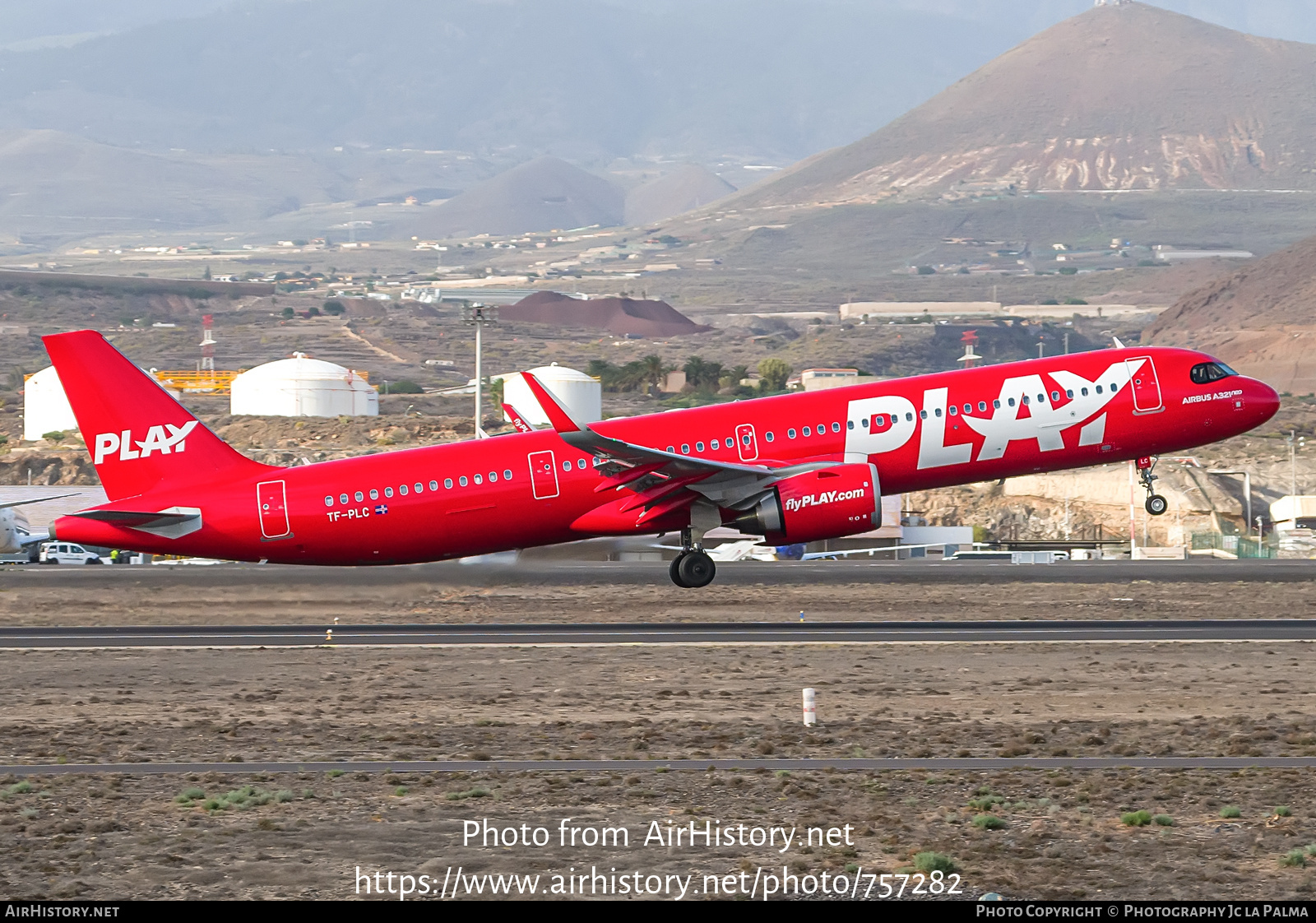 Aircraft Photo of TF-PLC | Airbus A321-251NX | Play | AirHistory.net #757282