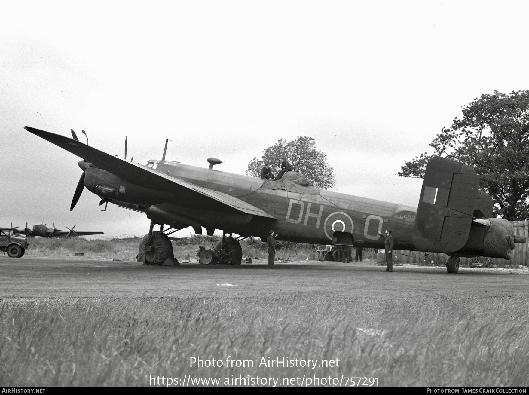 Aircraft Photo of Not known | Handley Page Halifax... | Canada - Air Force | AirHistory.net #757291