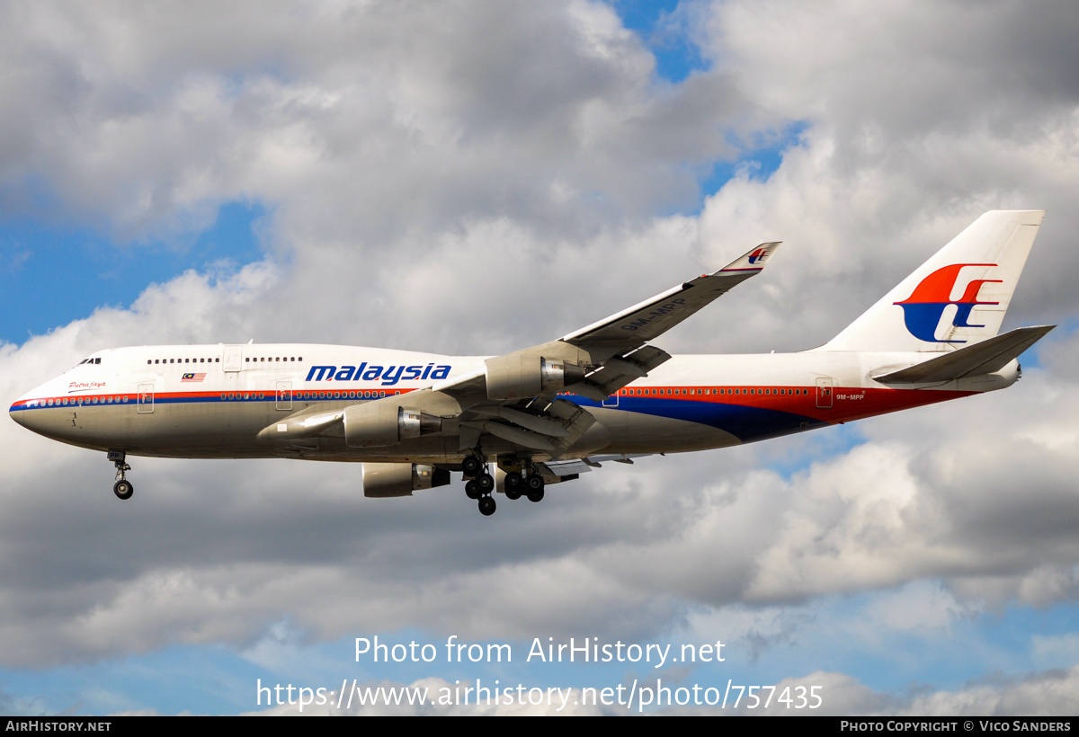 Aircraft Photo of 9M-MPP | Boeing 747-4H6 | Malaysia Airlines | AirHistory.net #757435