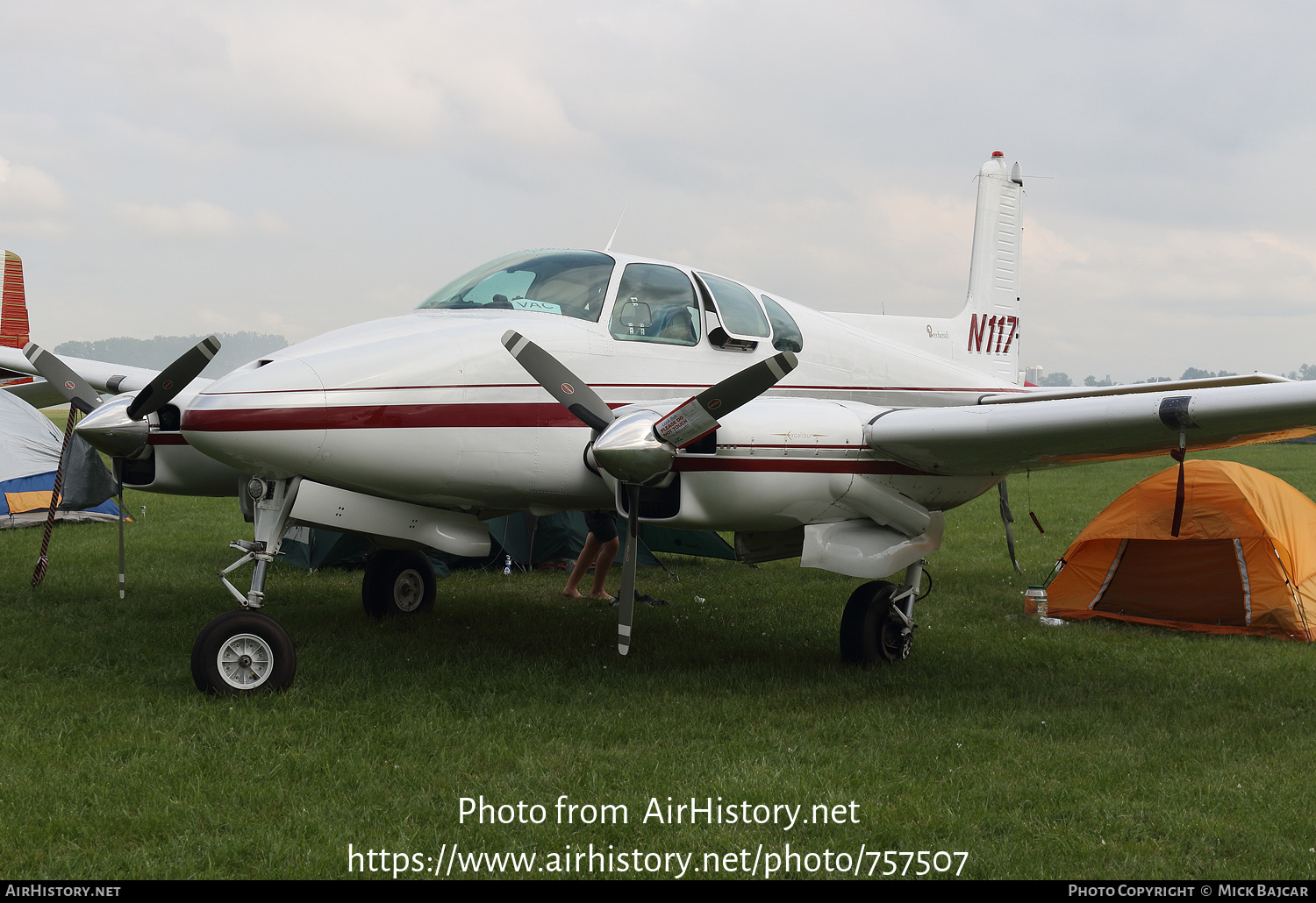 Aircraft Photo of N117WB | Beech D50C Twin Bonanza | AirHistory.net #757507