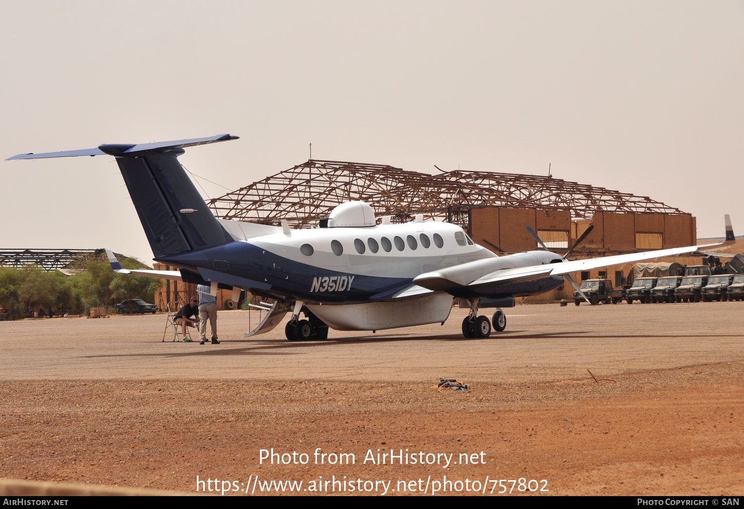 Aircraft Photo of N351DY | Beech Super King Air 350 (B300) | AirHistory.net #757802