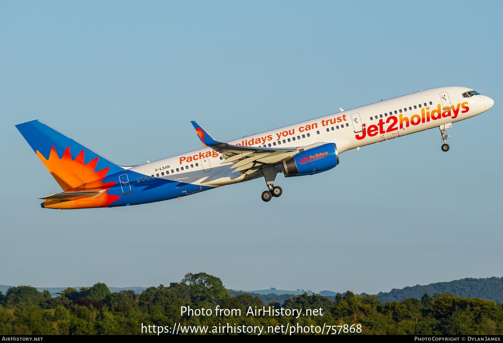 Aircraft Photo of G-LSAN | Boeing 757-2K2 | Jet2 Holidays | AirHistory.net #757868