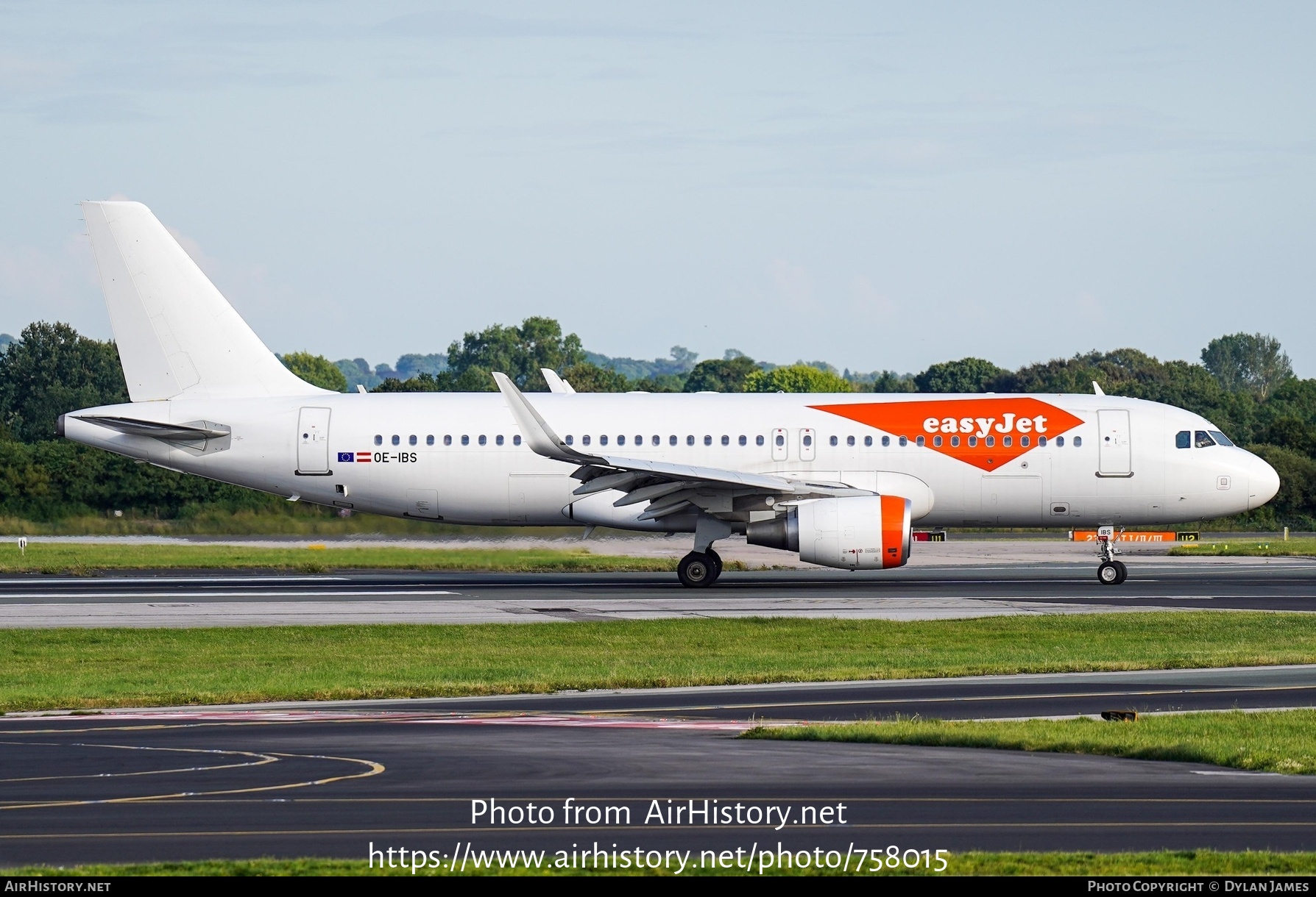 Aircraft Photo of OE-IBS | Airbus A320-214 | EasyJet | AirHistory.net #758015